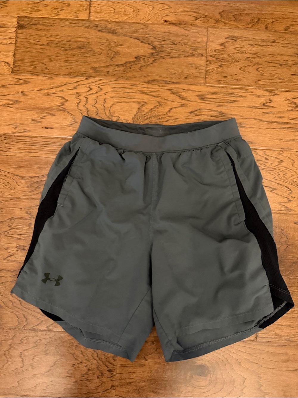Under Armour Men's Slate Gray Athletic Shorts with Black Accents